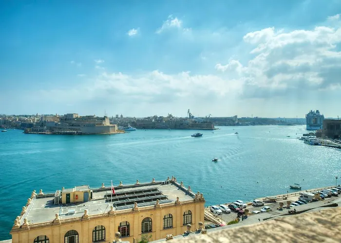 1Bedroom-Stunning Views In Valletta Center Jspi1-1